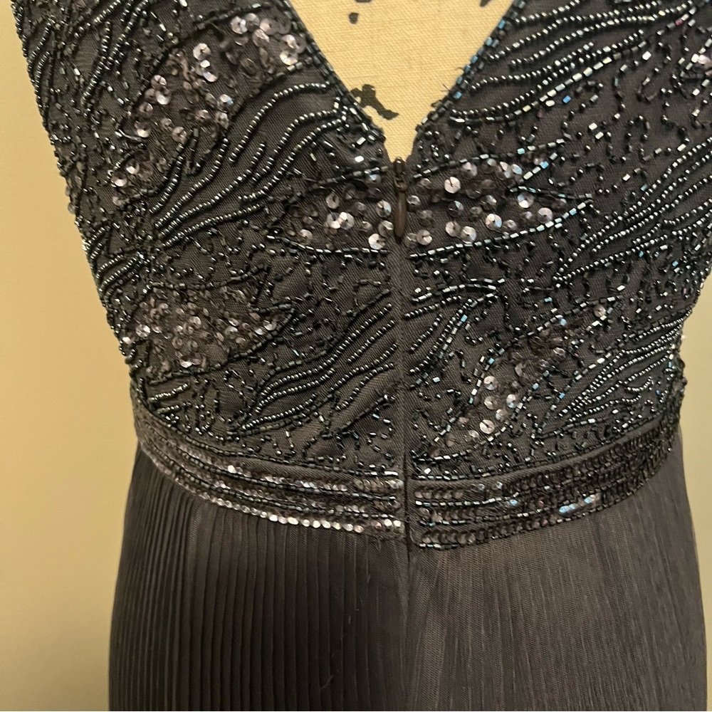 Adrianna Pappell long beaded dress pleated bottom so flattering mother of bride - Picture 4 of 11